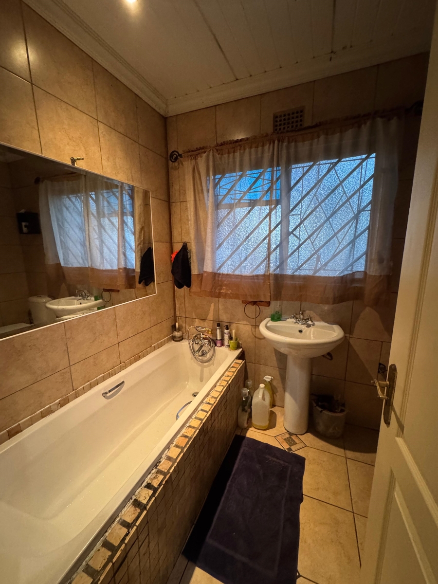 3 Bedroom Property for Sale in Groenvallei Western Cape